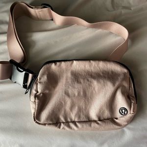 Lululemon belt bag